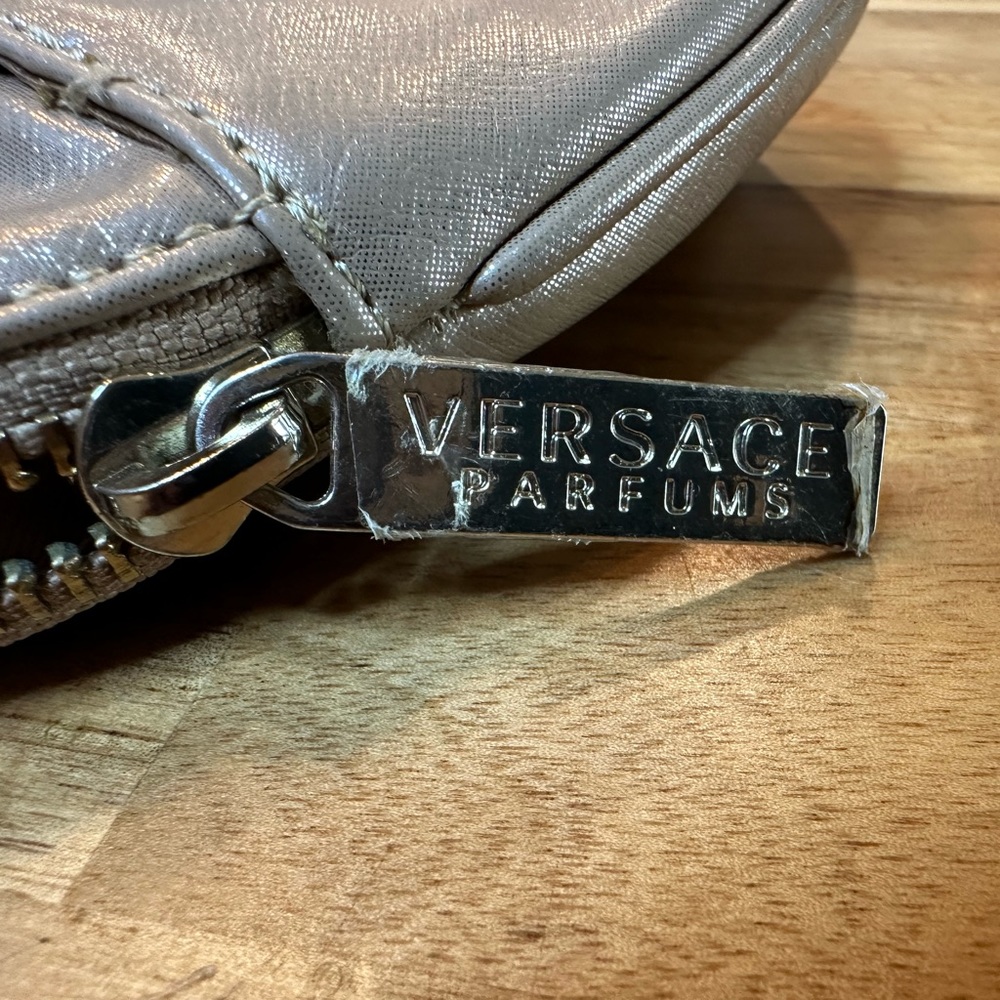 Versace Parfume Toiletry Bag| Cream- Gold Color - Picture 9 of 12